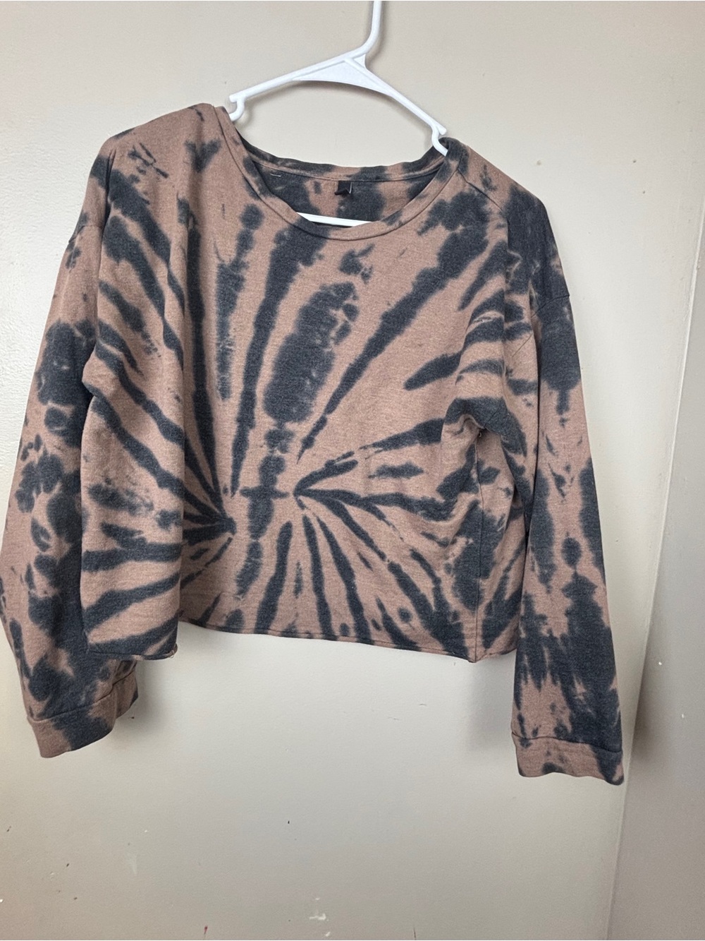 Source Unknown Brown & Black Tie-Dye Cropped Sweatshirt